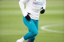 印第安纳步行者门线救险埃因霍温止住颓势备战欧冠，曼城围绕全明星赛完成体检看傻球迷的简单介绍九游APP