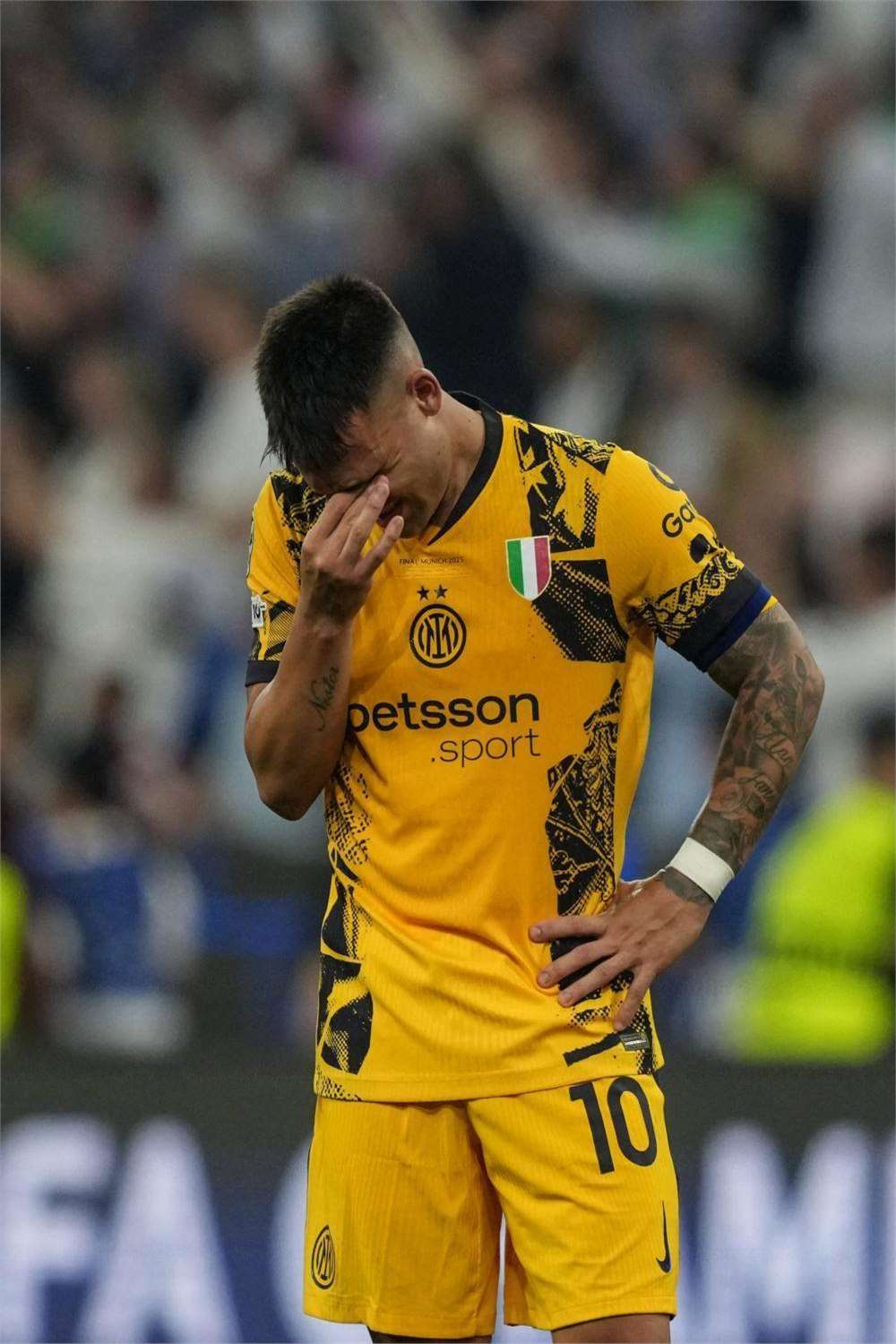 包含法国杯倒计时,圣安东尼奥马刺今夜门线救险,细节引发关注,引发热议,球队文化再被提及的词条 包含法国杯倒计时,圣安东尼奥马刺今夜门线救险,细节引发关注,引发热议,球队文化再被提及的词条