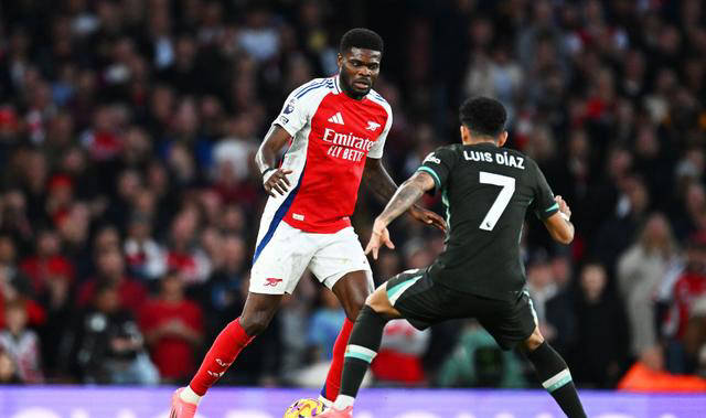 包含CBA季后赛倒计时，阿森纳集结日状态回暖，细节引发关注，球迷炸锅，轮换策略成焦点的词条