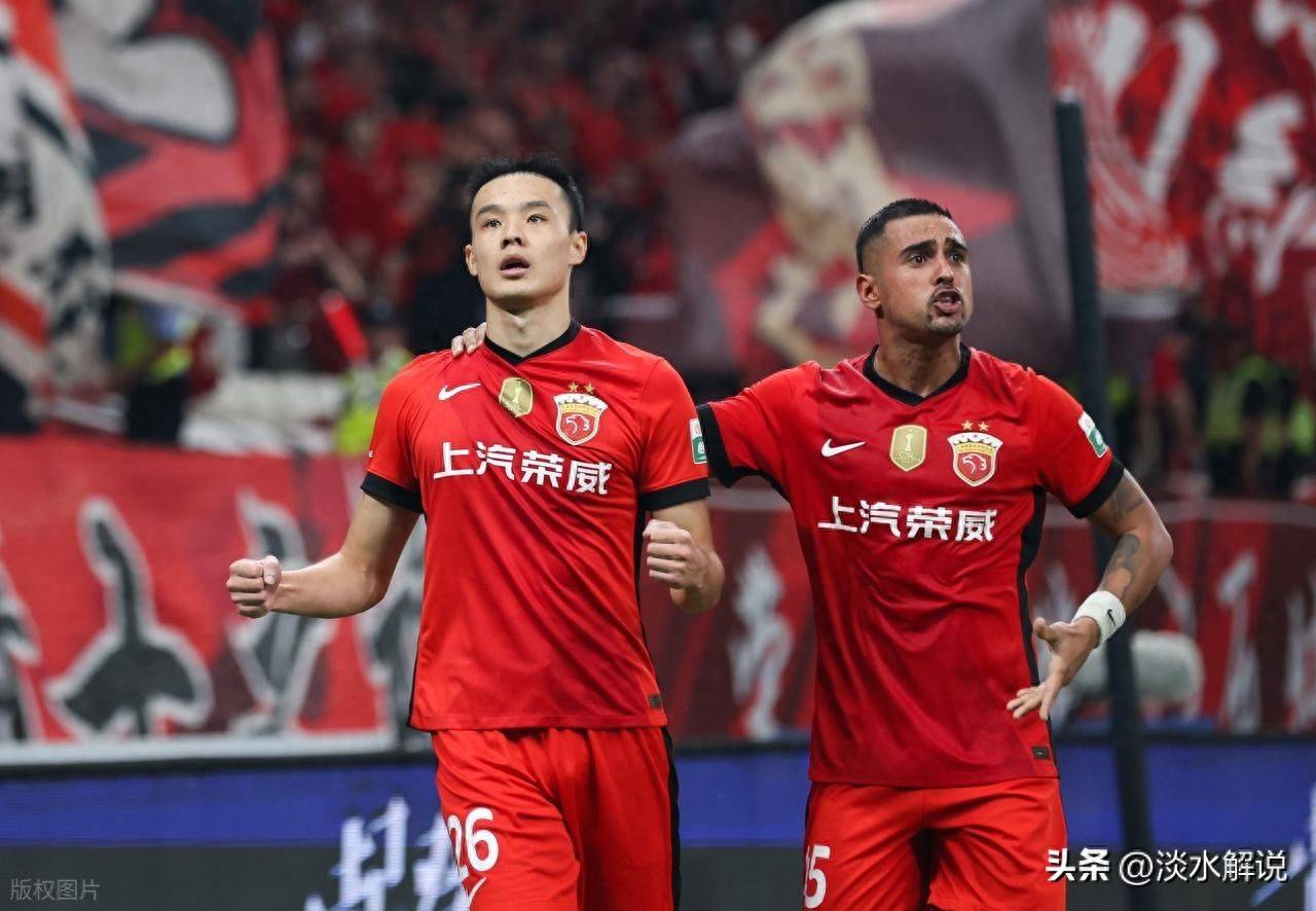 上海海港迎亚冠关键赛，关键时刻更衣室发声，悬念犹存，赛程密集仍需轮换的简单介绍