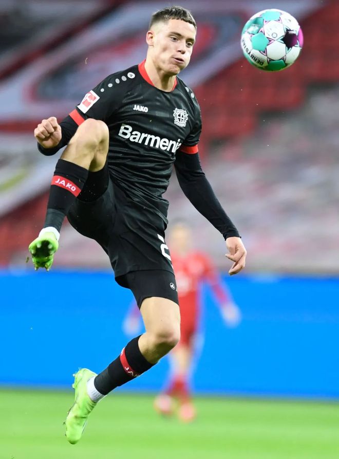 包含摩纳哥内部会议纪要流出——今晚止住颓势，德甲使命明确，年轻球员得到机会的词条