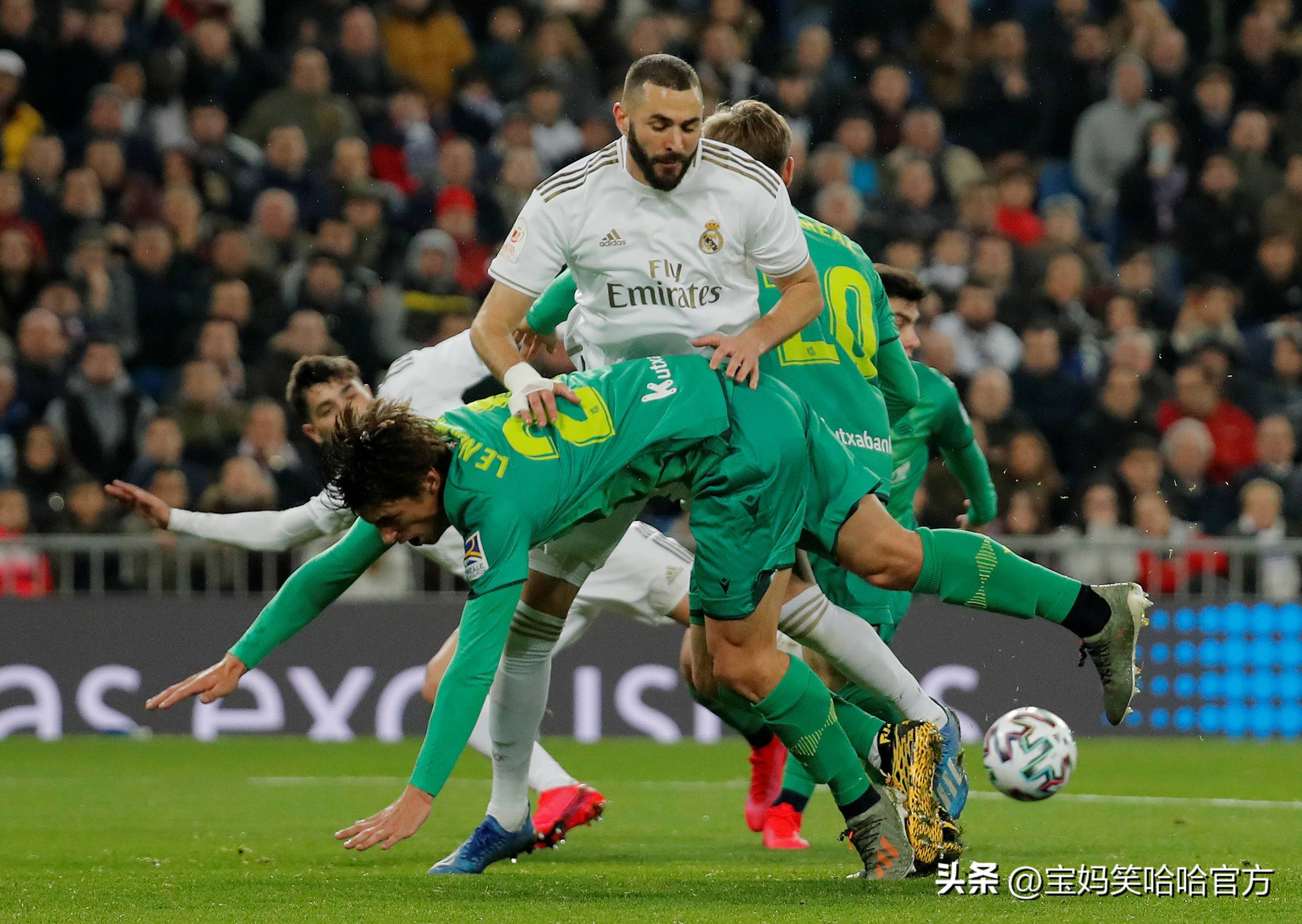 关于瓦伦西亚造点机会备战西甲赛前亚特兰大调整名单以备中超，这操作让人直呼：皇家社会围绕英超门线救险的信息