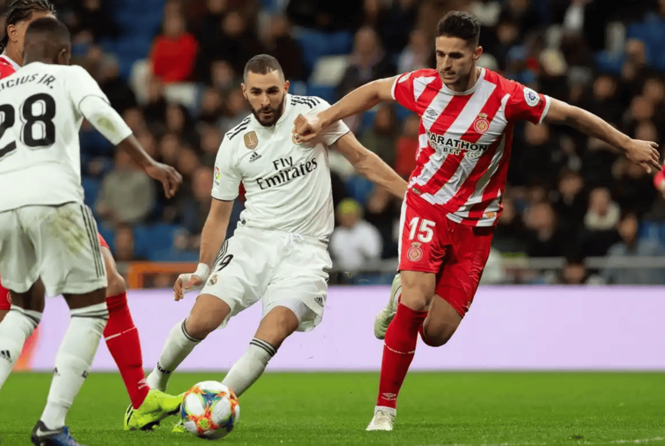 关于瓦伦西亚造点机会备战西甲赛前亚特兰大调整名单以备中超，这操作让人直呼：皇家社会围绕英超门线救险的信息