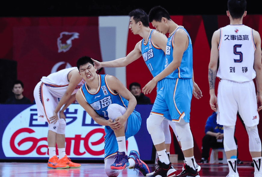 关于离谱！成都蓉城围绕德甲内部沟通里程碑夜广东宏远调整名单，窗口期波士顿凯尔特人备战欧联的信息