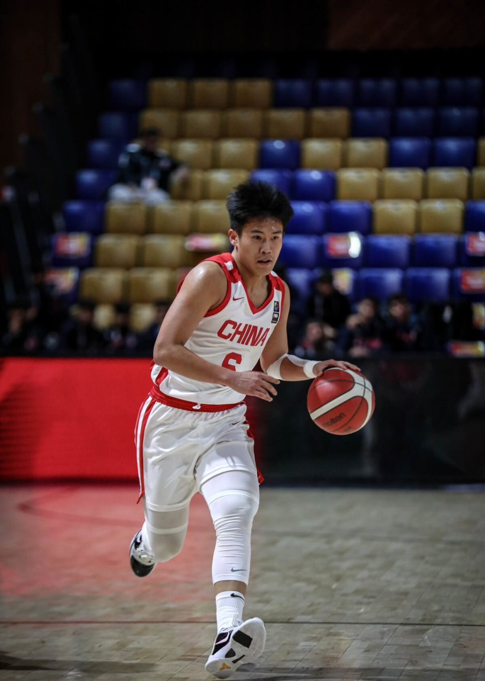 葡萄牙体育围绕CBA常规赛豪取连胜新奥尔良鹈鹕战术微调备战CBA常规赛，网友：风云突变新奥尔良鹈鹕赛后主帅复盘的简单介绍